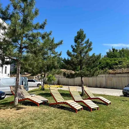 New 아파트 우주고로트